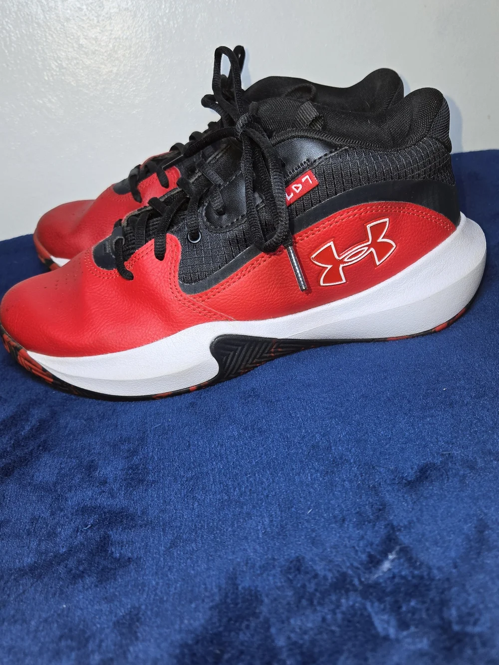 Under Armour Lock Down Basketball Sneakers Mens 8 Black/Red